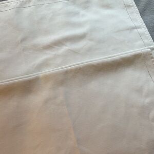 Elegant Cream Tablecloth